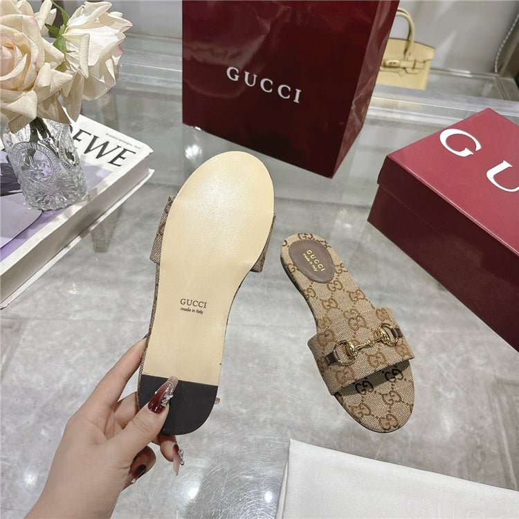 Cucci Sandals